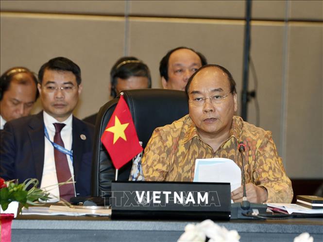 Thủ tướng Nguyễn Xuân Phúc gặp các nhà lãnh đạo ASEAN nhân dịp IMF-WB