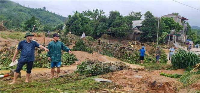 Yên Bái: Sạt lở đất gây sập tường khiến một cháu bé tử vong