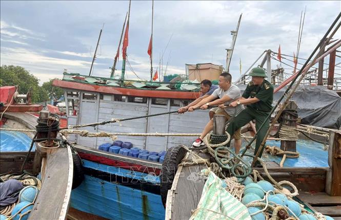 Thanh Hóa sẵn sàng phòng, chống bão số 1 theo phương châm '4 tại chỗ'