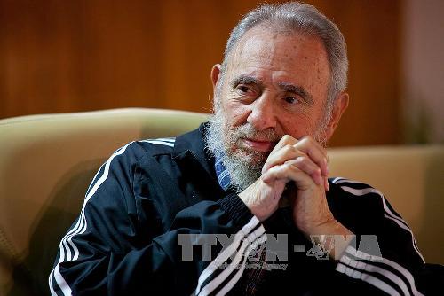 Giới thiệu hai cuốn sách về Chủ tịch Fidel Castro