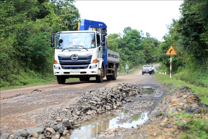 Sớm sửa chữa nhiều đoạn trên Quốc lộ 14C qua tỉnh Đắk Nông