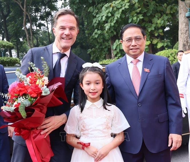 Thủ tướng Phạm Minh Chính chủ trì Lễ đón Thủ tướng Hà Lan Mark Rutte