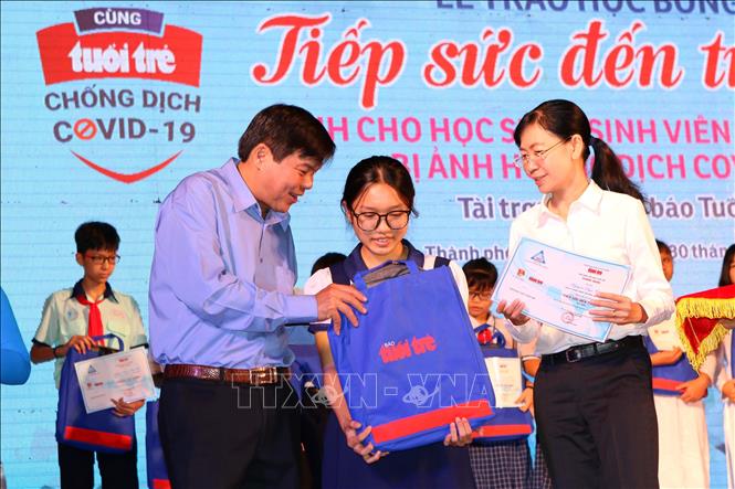 Không để học sinh, sinh viên nào bỏ học vì hoàn cảnh khó khăn do dịch bệnh