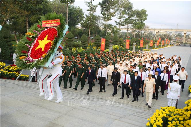 TP Hồ Chí Minh: Tri ân các anh hùng liệt sỹ nhân dịp Tết cổ truyền