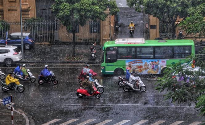 Thời tiết ngày 21/9: Trung Bộ, Tây Nguyên và Nam Bộ tiếp tục có mưa rào và dông