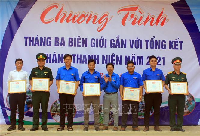 Tuổi trẻ Kon Tum đồng hành cùng người dân vùng biên giới