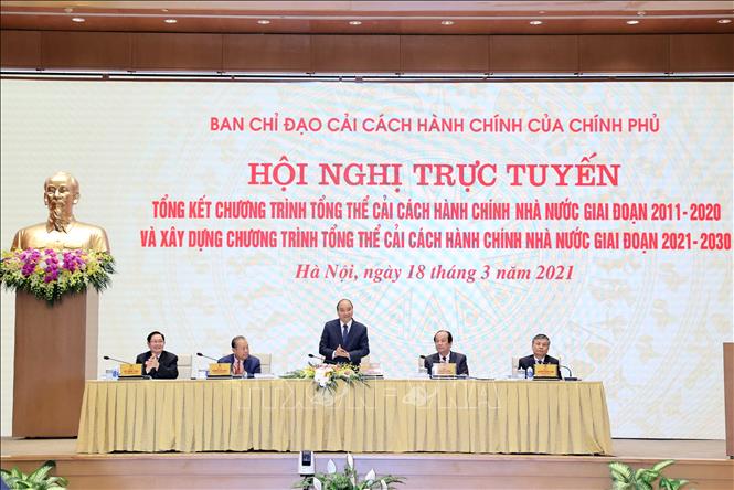 Cải cách hành chính gắn với xây dựng và hoàn thiện nhà nước pháp quyền XHCN