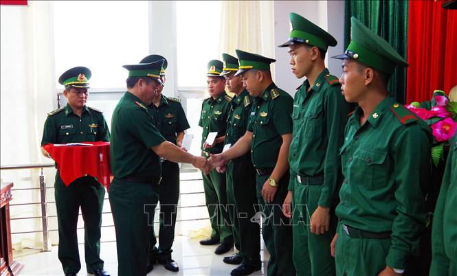 Tăng cường lực lượng phòng chống dịch COVID-19 trên tuyến biên giới Long An