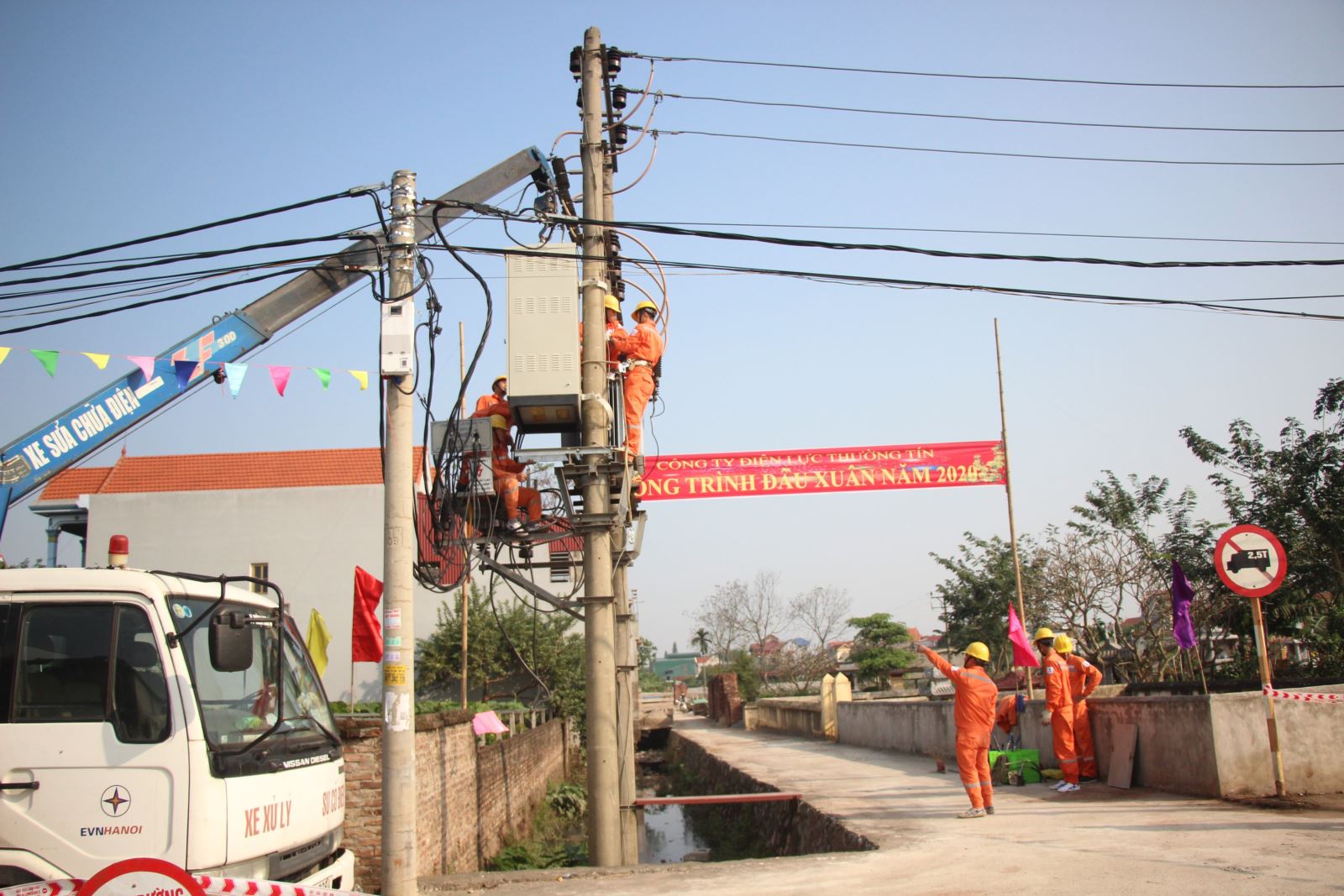 Hà Nội triển khai các giải pháp đảm bảo cấp điện mùa nắng nóng