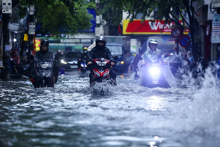 Thời tiết ngày 13/9: Bắc Bộ và Bắc Trung Bộ có mưa rất to