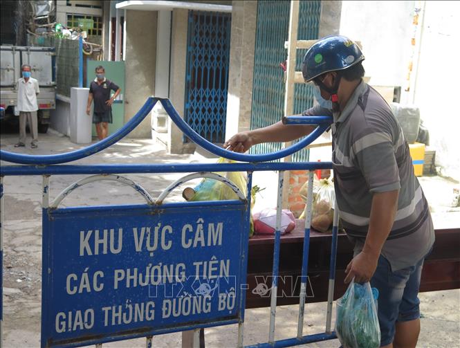 Khánh Hòa: Áp dụng Chỉ thị 15 và 16 để ứng phó với dịch COVID-19 đang gia tăng