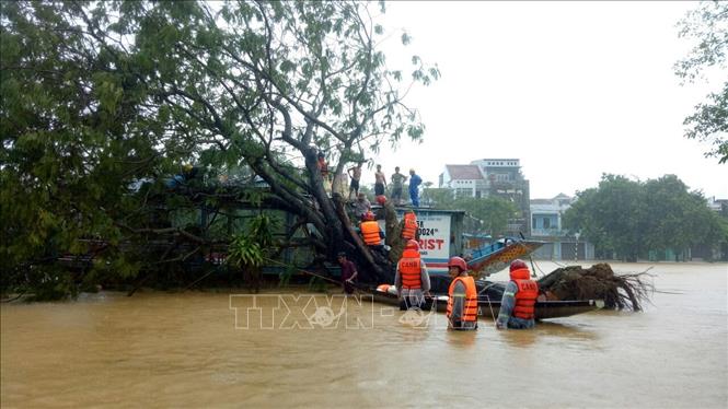 Tìm thấy thi thể nữ nạn nhân mất tích do mưa lũ tại Thừa Thiên - Huế