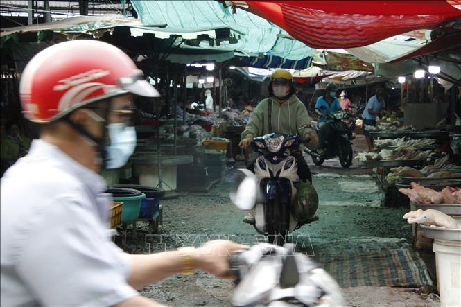 Cà Mau cho phép một số cơ sở kinh doanh, dịch vụ hoạt động trở lại