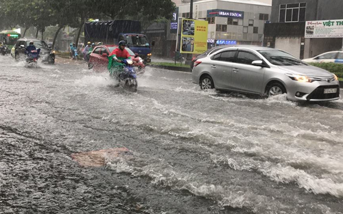 Thời tiết ngày 2/10: Hà Nội ngày nắng, đêm mưa vài nơi