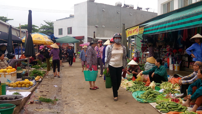 Phiên chợ truyền thông nói không với thực phẩm bẩn