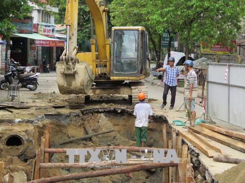 Dự án chậm hoàn thành thì xin... gia hạn