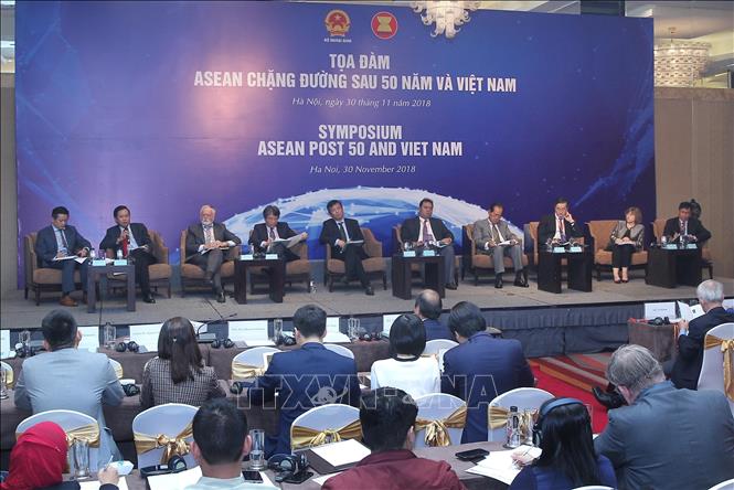 ASEAN chặng đường sau 50 năm và Việt Nam