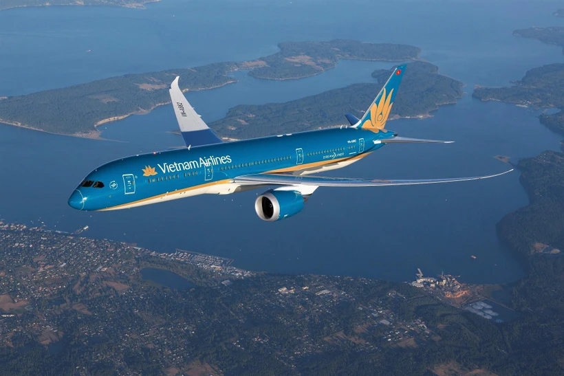 Vietnam Airlines chính thức nối lại một số đường bay quốc tế | Vietnam+ (VietnamPlus)