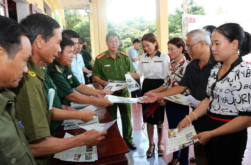 Tăng cường tuyên truyền phòng, chống ma túy cho người dân biên giới | Vietnam+ (VietnamPlus)