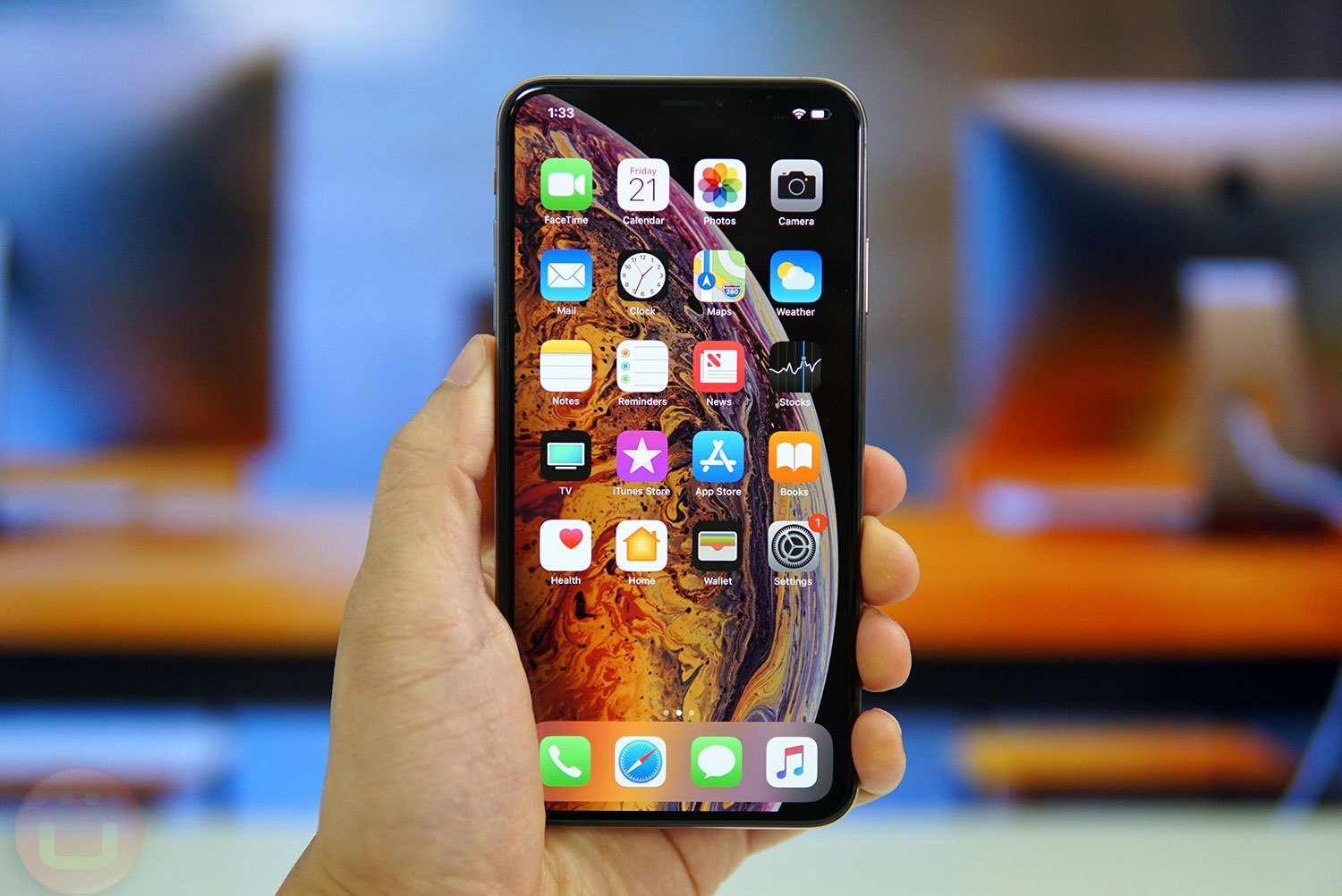 Apple chưa thể bỏ 'tai thỏ' trên iPhone 2019, iPhone 2020?