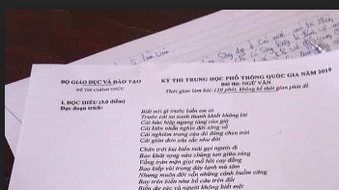 Phú Thọ: Giám thị ở đâu khi thí sinh dùng điện thoại chụp đề thi đăng lên mạng xã hội?