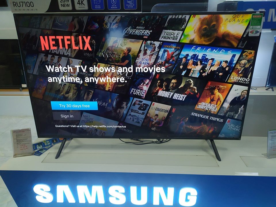 Samsung vẫn chờ hướng dẫn, chưa gỡ Netflix khỏi kho ứng dụng Smart TV