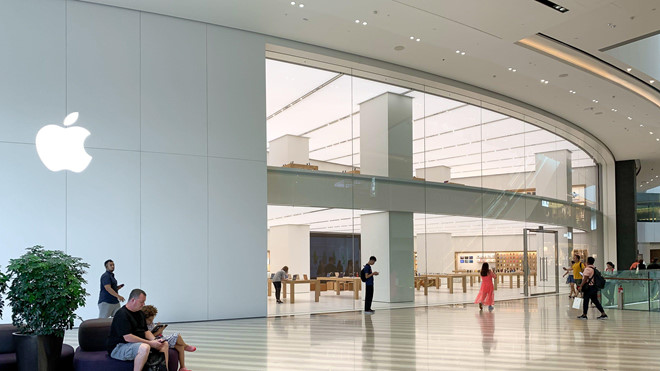 Apple Store tại 'kỳ quan sân bay' Changi có gì hấp dẫn?