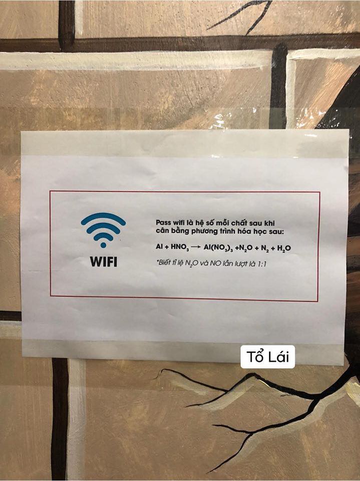 Yêu cầu cân bằng phương trình hoá học mới có pass wifi, dân mạng đồng loạt than thở: Bây giờ mới thấy tầm quan trọng của môn Hoá!