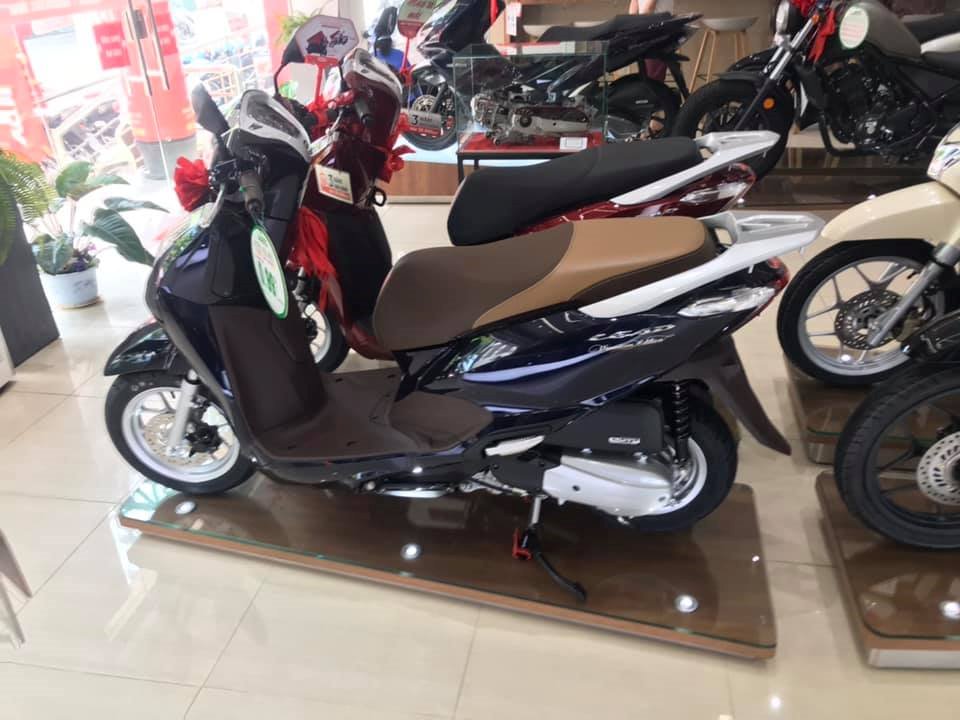 Honda Lead bất ngờ có phiên bản mới, tăng giá gần 2 triệu đồng