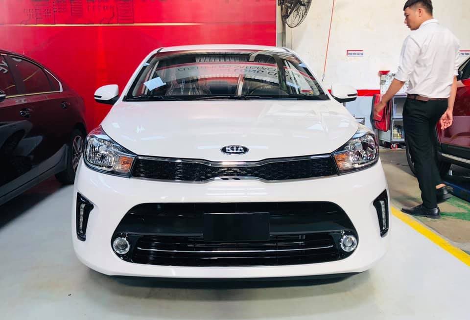 Hôm nay, Kia Soluto sẽ ra mắt cạnh tranh cùng Hyundai Accent và Toyota Vios