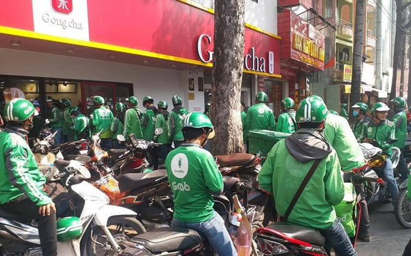 Để bán hàng trên GrabFood, các nhà hàng, quán ăn phải trả mức phí bao nhiêu?