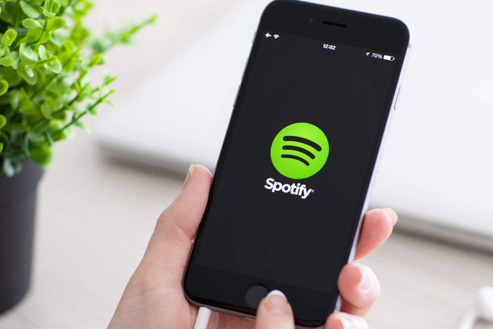 Cách xóa bộ nhớ cache của Spotify trên iPhone, iPad