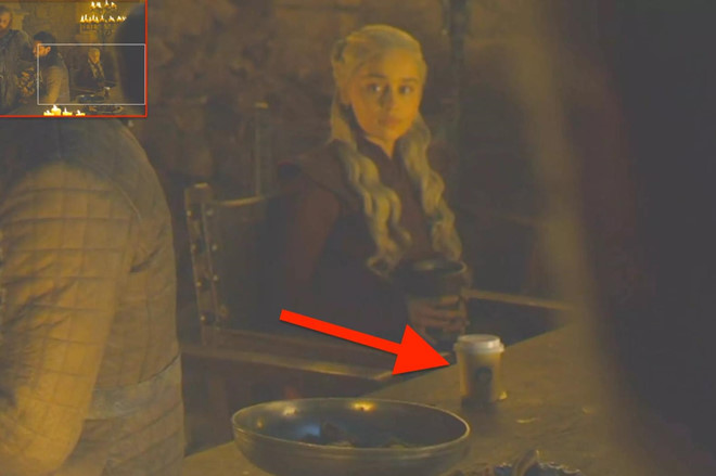 Ê-kíp 'Game of Thrones' xin lỗi vì ly cà phê Starbucks của Mẹ Rồng