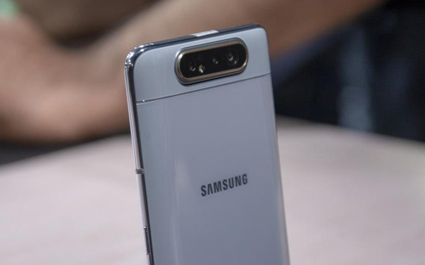 Quý 1/2019: Thông cáo chính thức của Samsung về chiến tranh 'khô máu' với smartphone Trung Quốc