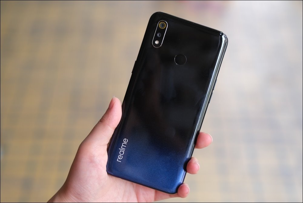 Hình ảnh và video Realme 3 sắp ra mắt tại Việt Nam, camera kép, pin dung lượng cao