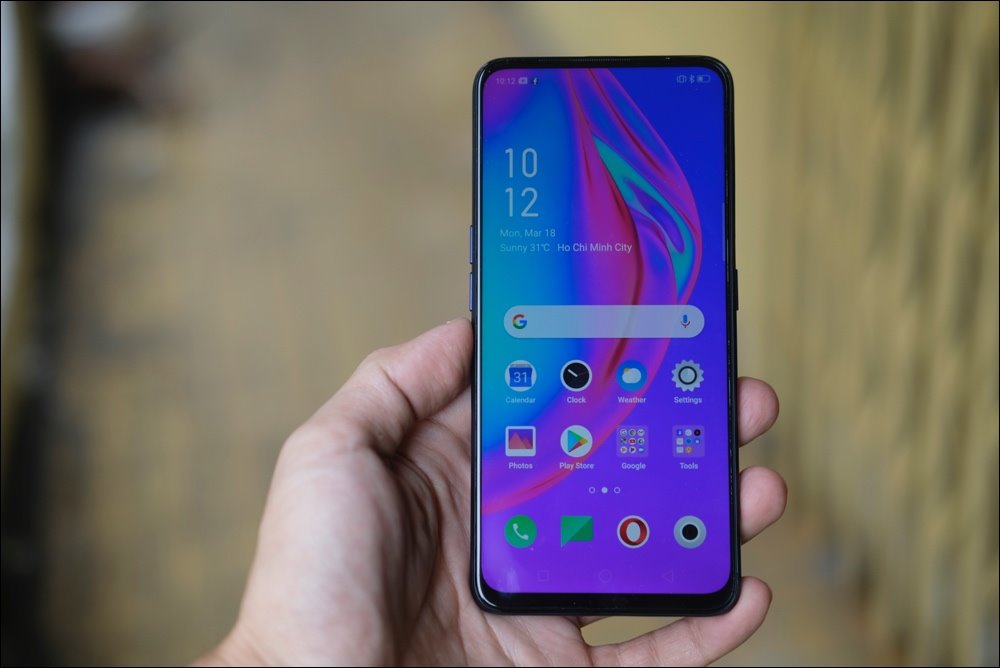 Hình ảnh và video chi tiết Oppo F11 Pro sắp bán tại Việt Nam