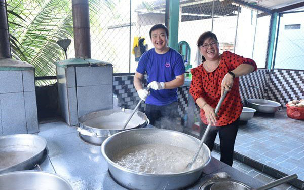 Học công ty mẹ Alibaba, Lazada muốn trở thành 