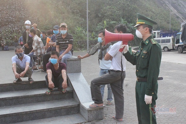 Thượng uý Bộ đội Biên phòng: 'Hết dịch anh sẽ về cưới em'