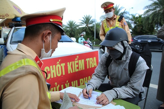 Đề xuất trừ điểm bằng lái: Đủ 12 tháng không vi phạm mới được phục hồi điểm